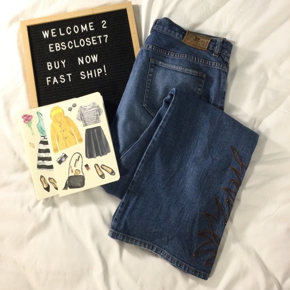 Lauren Jeans Co Western Embroidered Studded Jeans